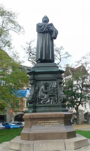 Eisenach Lutherdenkmal